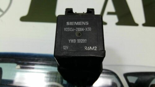 Relé / Relais / Rele ROVER YWB101200 SIEMENS V23136J1004X30
