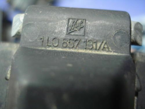 Guantera castillo / Handschuhfach schloss / SEAT TOLEDO 1L0857131A