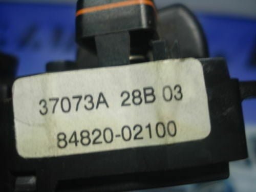Botonera Elevalunas Toyota 54035084 8480205210B0 84802-05210-B0 8482002100
