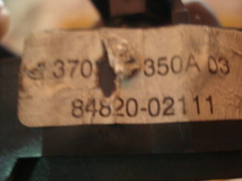 Botonera Elevalunas Toyota Corolla 84820-02111 8482002111 8480202271