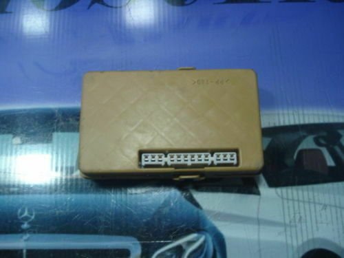 Relé integración Toyota Corolla 8264113040 82641-13040 2323000231 232300-0231