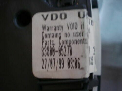 Cuadro de instrumentos / TOYOTA AVENSIS 83800-05270 8380005270