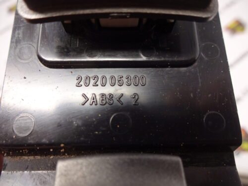 Botonera Elevalunas SsangYong Kyron 202005300 722600900 72260-0900