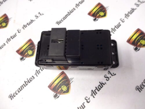 Botonera Elevalunas SsangYong Kyron 202005300 722600900 72260-0900