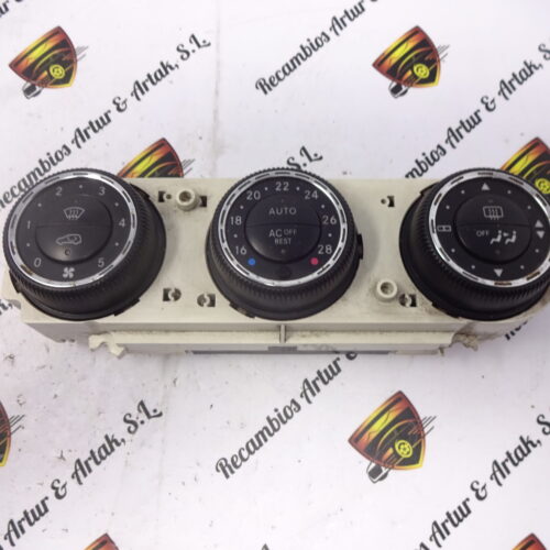 A/C Clima panel Mercedes W163 ML A1638204289 A1638204289KZ 5HB964643-02