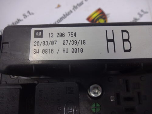 13206754 HB 13206754HB 5DK008668-38 Caja de fusibles Opel Astra 13206754 HB 13206754HB GM 13 206 754 HB 5DK008668-38