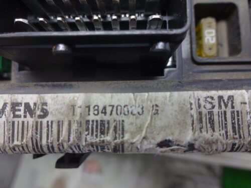 BSM Caja de fusibles Citroen  Peugeot  B3 964349888000 9643498880-00 T118470003G