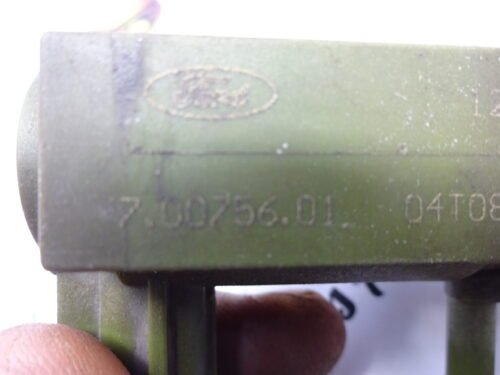 El transductor de presión FORD 70075601 7.00756.01 05T175