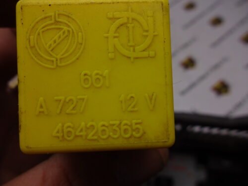 Controlador cierre centralizado Fiat Bravo 46426365 661 A727 12 V 0046426365