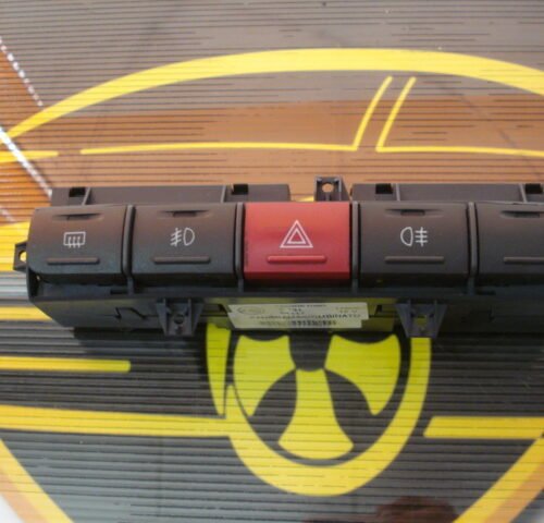 Interruptor de emergencia Fiat Citroen Peugeot 7353061090 A131