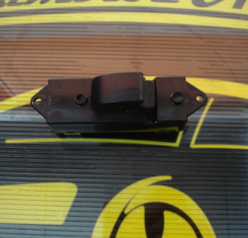 Botonera elevalunas Mitsubishi L200 MR587955 C8D-D392M