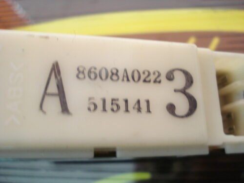 Botonera Elevalunas Mitsubishi Grandis 8608A022 515141 514933
