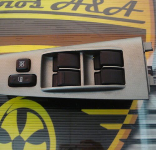 Botonera Elevalunas TOYOTA COROLLA 8482002101 84820-02101 84802-02251-B0