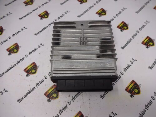 Centralita del motor Ford Focus R0411C004L 3M51-12A650-LB 3M5112A650LB