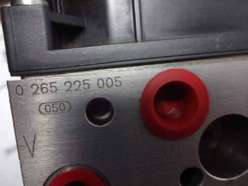 ABS BMW E39 34516753867 34.52-6753869 34526753869 BOSCH 0265950002 0265225005