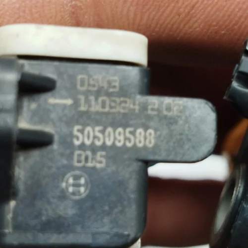 Sensor de choque Fiat Doblo 50509588 Sensor de choque Fiat Doblo 50509588