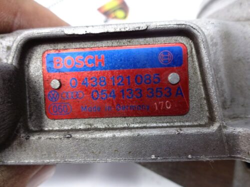 s-l1600 (1) Caudalímetro / Luftmengenmesse VW Volkswagen Audi 054133353A BOSCH 0438121085