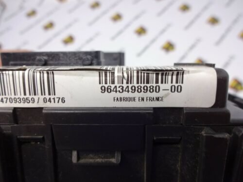 Caja de fusibles Peugeot BSM-B2 9643498980-00 964349898000 T118470002H