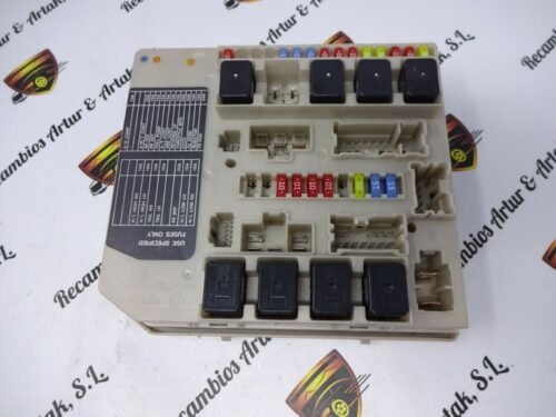 Caja de fusibles Nissan Micra 284B7AX615
