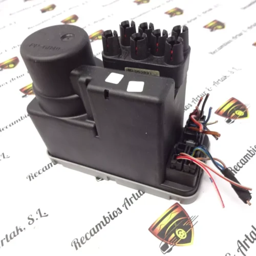 Bomba cierre centralizado Mercedes-Benz CLASSE C W202 2028000248 202 800 02 48