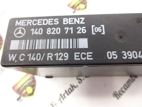 Relé de intermitencia Mercedes 1408207126 (06) WC 05390400 PC/ABS-GF