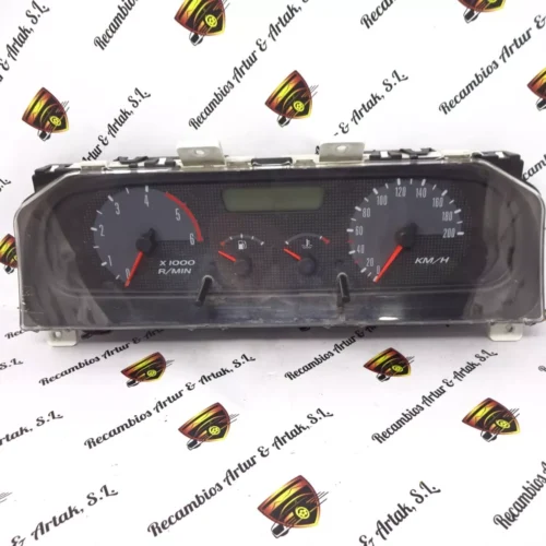 Cuadro de instrumentos Nissan Terrano Ford Maverick 248102X802 24810-2X802 2X802