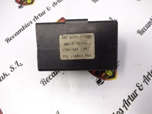 Centralita de elevalunas Nissan Serena C23W 96 285157C700 28515 7C700