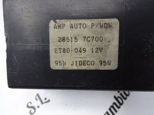 Centralita de elevalunas Nissan Serena C23W 96 285157C700 28515 7C700