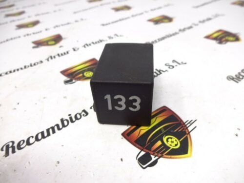 357959141C Relé aire acondicionado VW Audi 133 357959141C 357 959 141 C 50 201 003