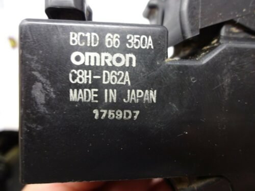 Botonera Elevalunas Mazda 323F BC1D66350A BC1D 66 350A OMRON C8H-D62A