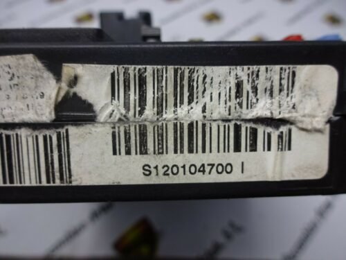 BSI Caja de fusibles / Citroen Peugeot 407 BSI-S02-00 9655221080 S120104700I