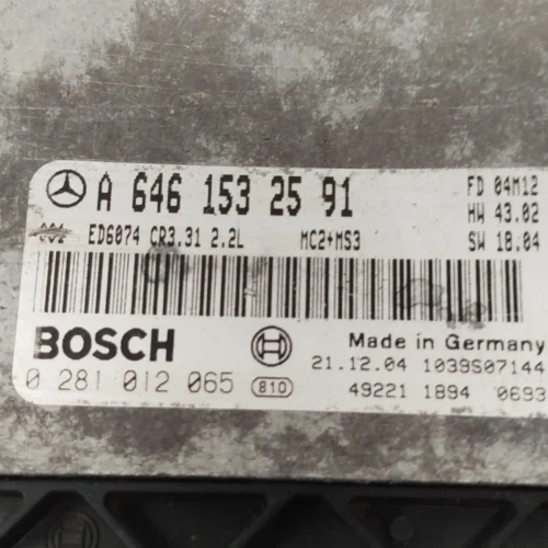 Centralita del motor Mercedes VITO 0281012065 A6461532591