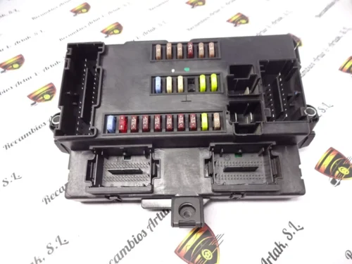 Caja de fusibles Iveco Daily 5801561502 BSMS20102 Y503440590111