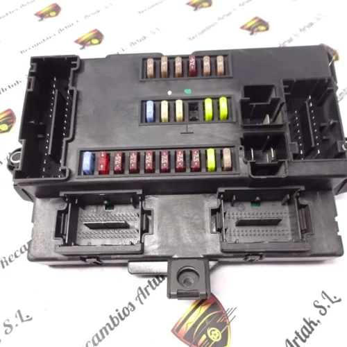 Caja de fusibles Iveco Daily 5801561502 BSMS20102 Y503440590111