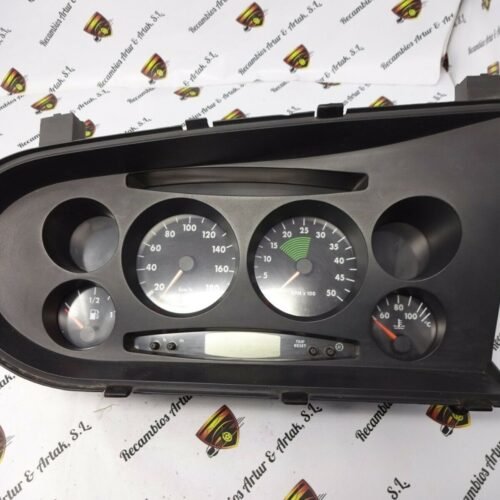 Cuadro de instrumentos / Iveco Daily 504055190 VDO 155160100103