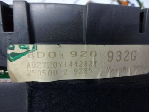 Cuadro de instrumentos Audi A4 8D0920932G 8DO920932G VDO 110008942044