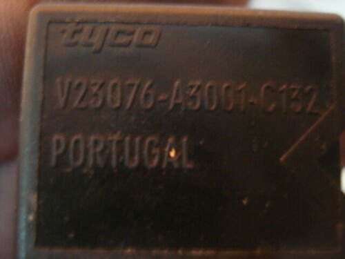 Relé SIEMENS V23076A3001C132 V23076-A3001-C132