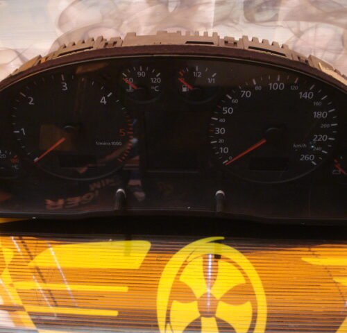 Cuadro de instrumentos Audi A6 4B0920930K 4BO920930K