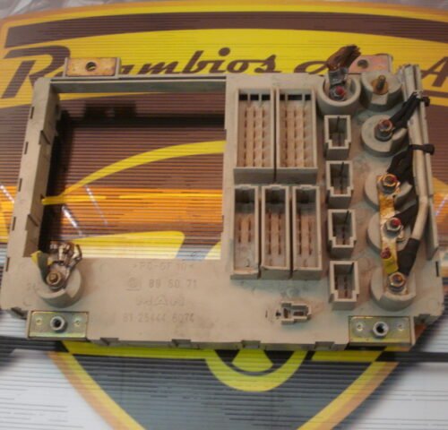 Caja de fusibles MAN 81254446074 81.25444.6074 896071