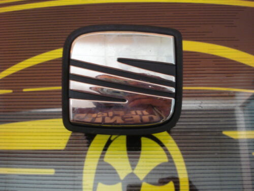 MANETA del portón trasero Seat 6J 6J4827565D 6J4827565E