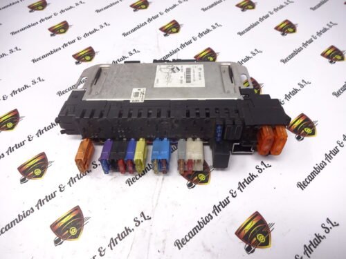 Módulo Sam caja de fusibles Mercedes W220 A0315451732 05045124