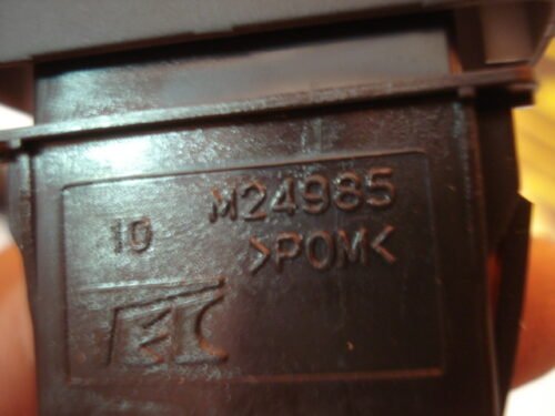 Interruptor  HONDA M24985 POM VSA OFF