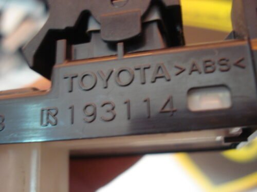 Botonera Elevalunas Toyota AYGO CITROEN 193114  CZ114-0K77A