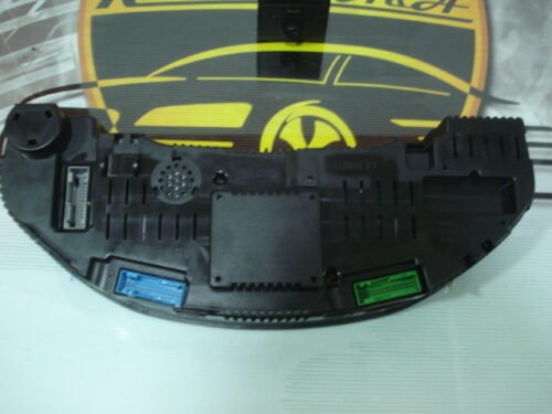 DSC06923 Cuadro de instrumentos Audi A8 4D0919882SX 4DO919882SX VDO 110208904054