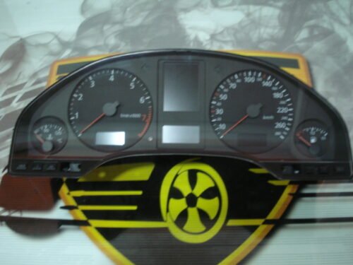 DSC06924 Cuadro de instrumentos Audi A8 4D0919882SX 4DO919882SX VDO 110208904054