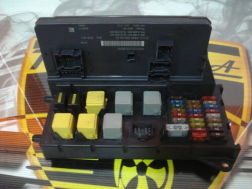Caja de fusibles Mercedes Sprinter A9069004800 A9069011600 A9069027500
