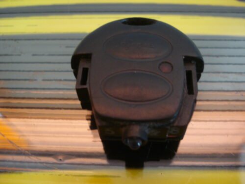 Control remoto Seat Ibiza Cordoba Leon Toledo ST6214/YL 93672052