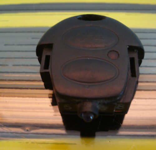 Control remoto Seat Ibiza Cordoba Leon Toledo ST6214/YL 93672052