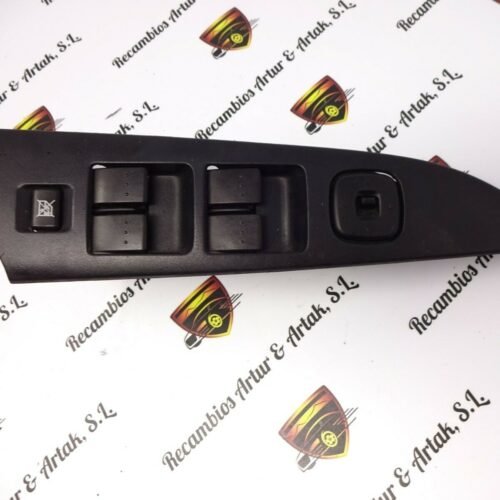 Botonera Elevalunas Mazda 3 03123000 BP4L66350 BJ0E66600