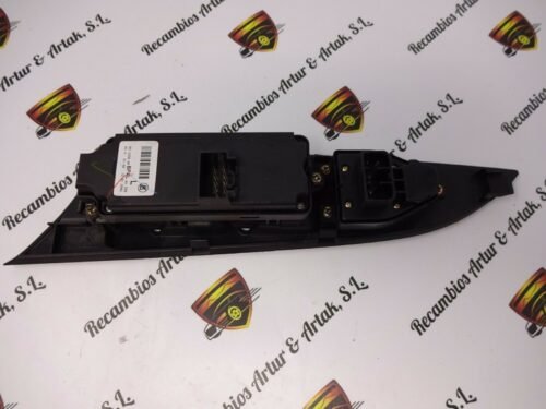Botonera Elevalunas Mazda 3 03123000 BP4L66350 BJ0E66600
